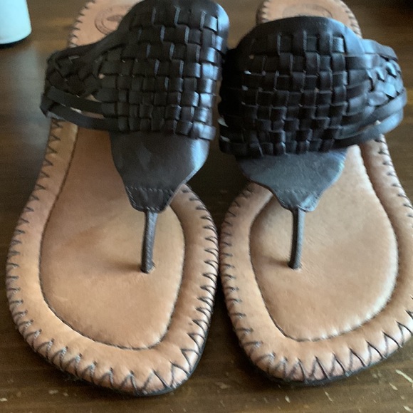 Nurture Sandals - Picture 3 of 5